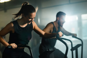 Cara Menggunakan Treadmill Dan Sepeda Statis